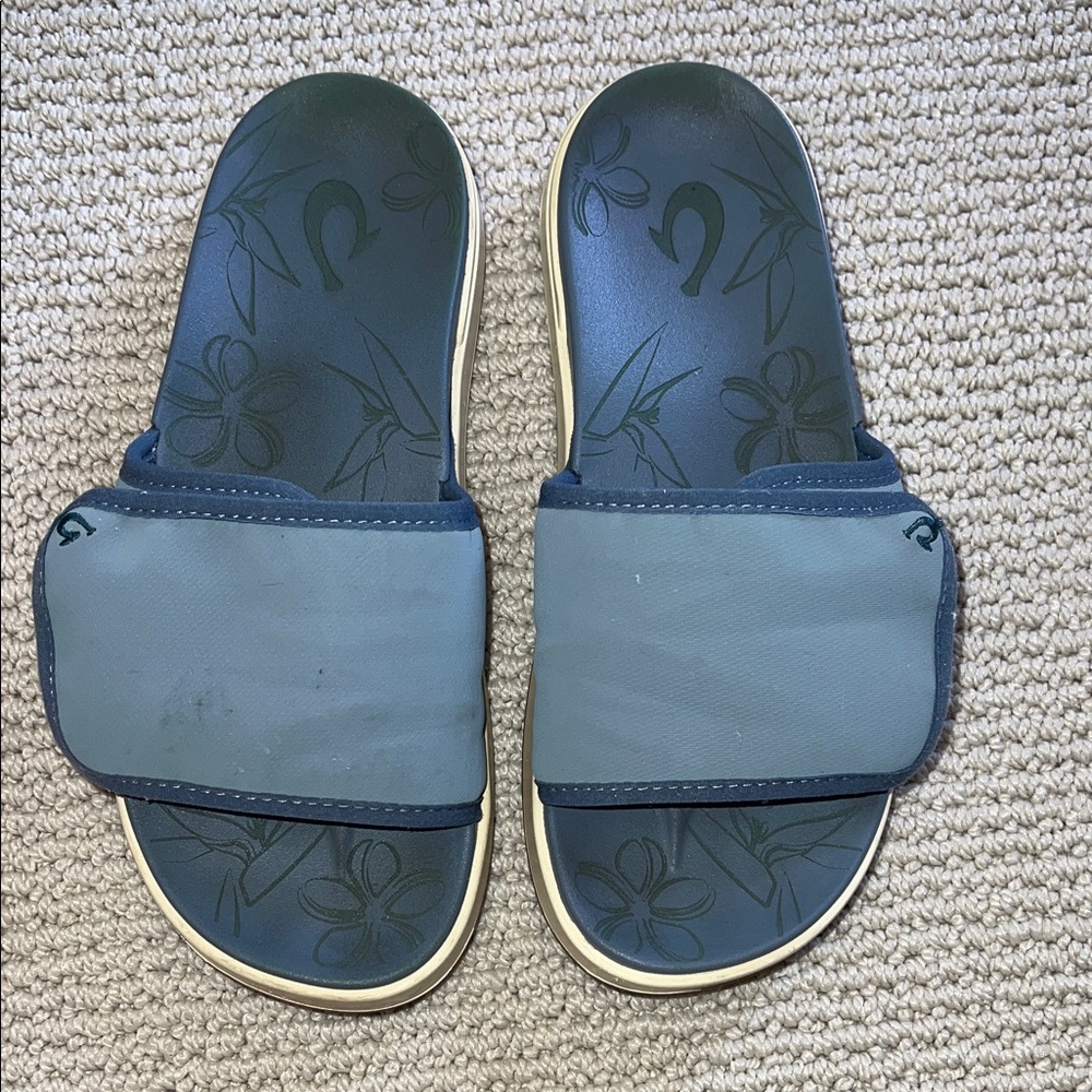 OluKai Blue Slides